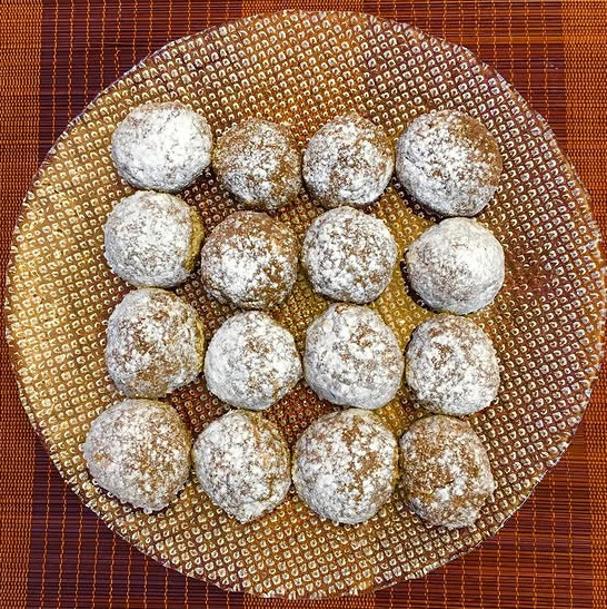 バレンタインに贈る♡ ホロホロ美味しいスノーボールクッキーづくり