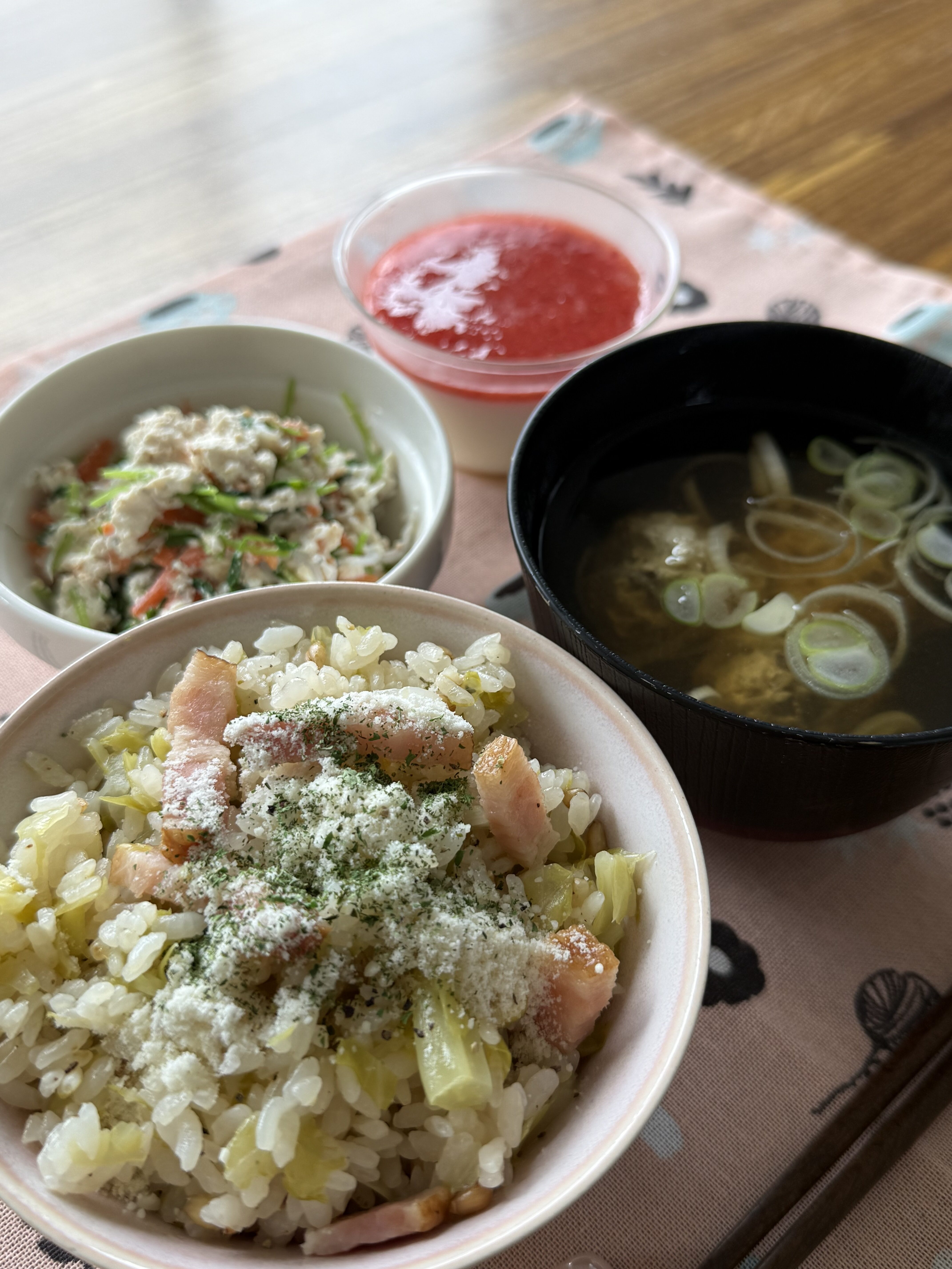 春野菜を使ったカフェごはん　　　　　　　　　　　　　　